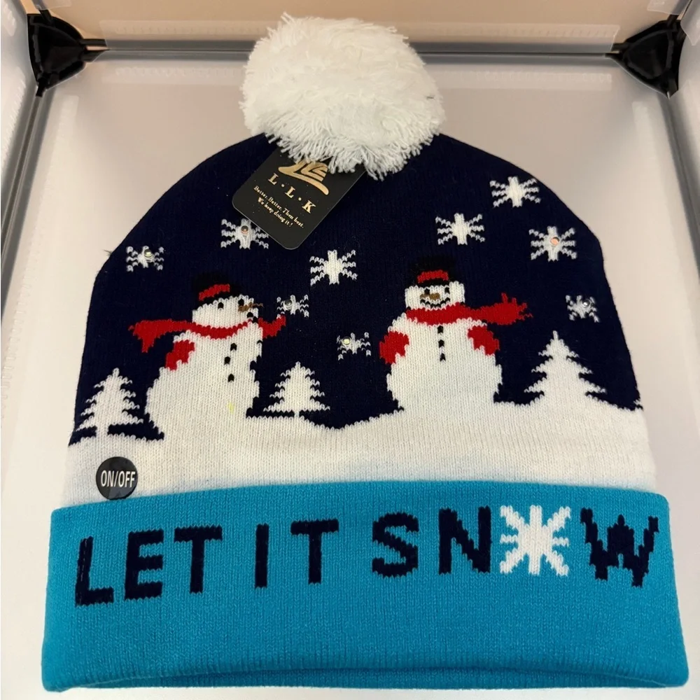 Christmas Festive Adults & Kids Light Up Pom-Pom Beanie One Size NWT